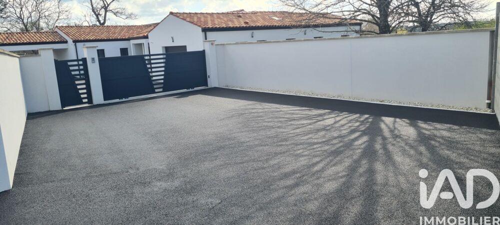 � vendre  Villa Soulignonne (17250)