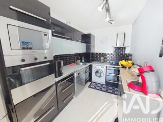  Appartement  vendre 4 pices 81 m