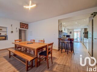  Maison  vendre 9 pices 220 m