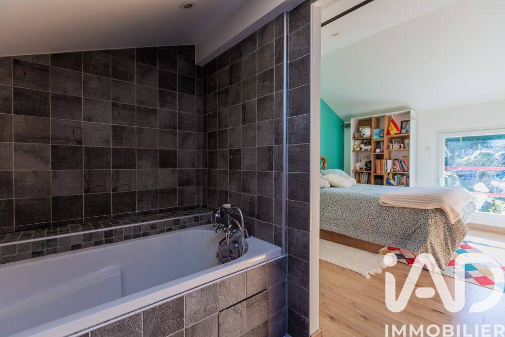 � vendre  Maison Bassussarry (64200)