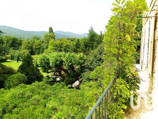  Maison  vendre 9 pices 340 m