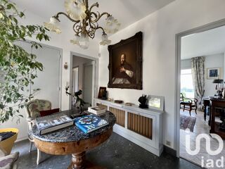  Villa  vendre 12 pices 370 m