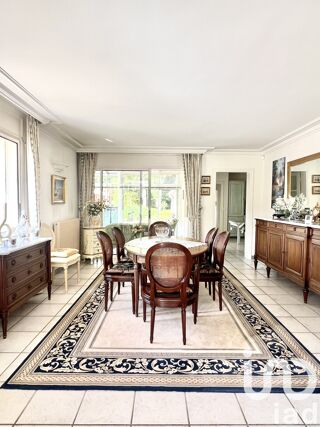  Villa � vendre 9 pi�ces 277 m�