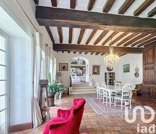  Maison � vendre 15 + pi�ces 570 m�