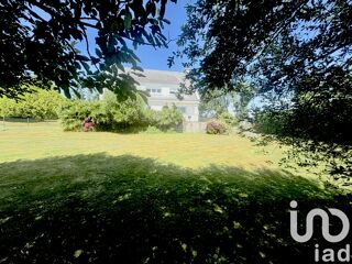  Maison  vendre 8 pices 195 m