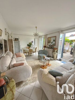  Maison  vendre 9 pices 430 m