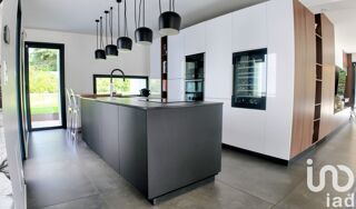  Villa � vendre 6 pi�ces 208 m�