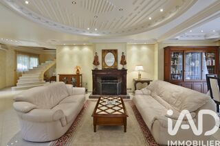  Maison � vendre 10 pi�ces 296 m�