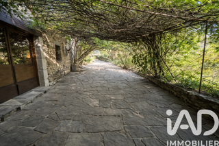  Maison � vendre 5 pi�ces 221 m�