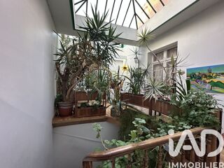  Immeuble � vendre 136 m�