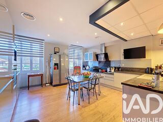  Maison � vendre 8 pi�ces 250 m�