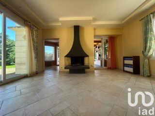  Maison � vendre 8 pi�ces 244 m�