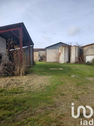  Maison  vendre 5 pices 580 m