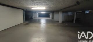  Parking / Garage � vendre 12 m�