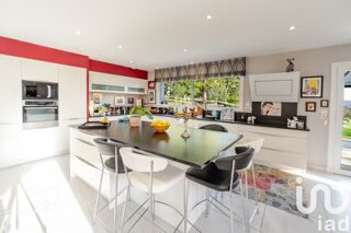  Villa  vendre 5 pices 238 m