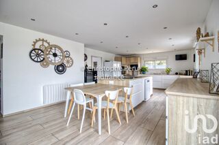  Maison � vendre 7 pi�ces 244 m�