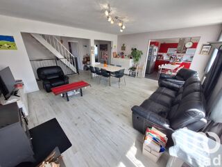  Maison  vendre 8 pices 200 m