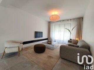  Villa  vendre 6 pices 160 m