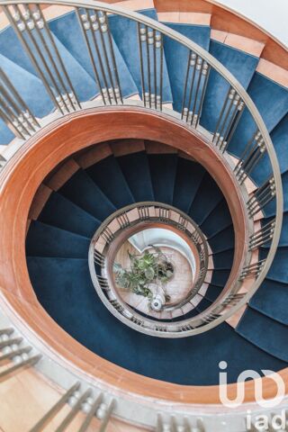  Immeuble � vendre 325 m�