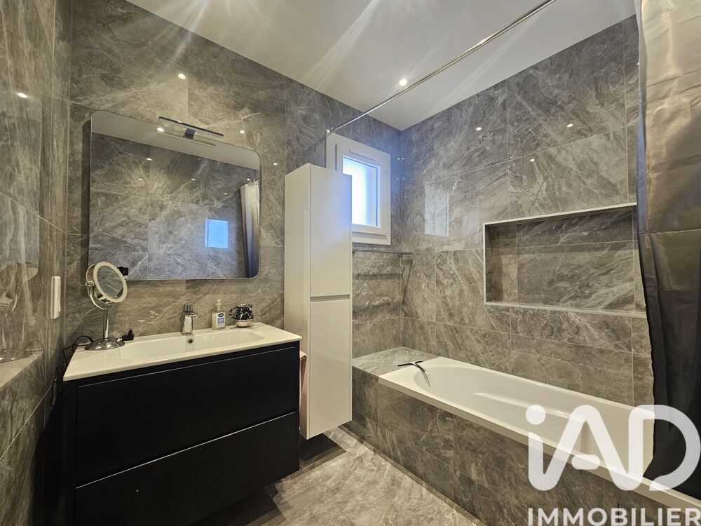 � vendre  Appartement Antibes (06600)