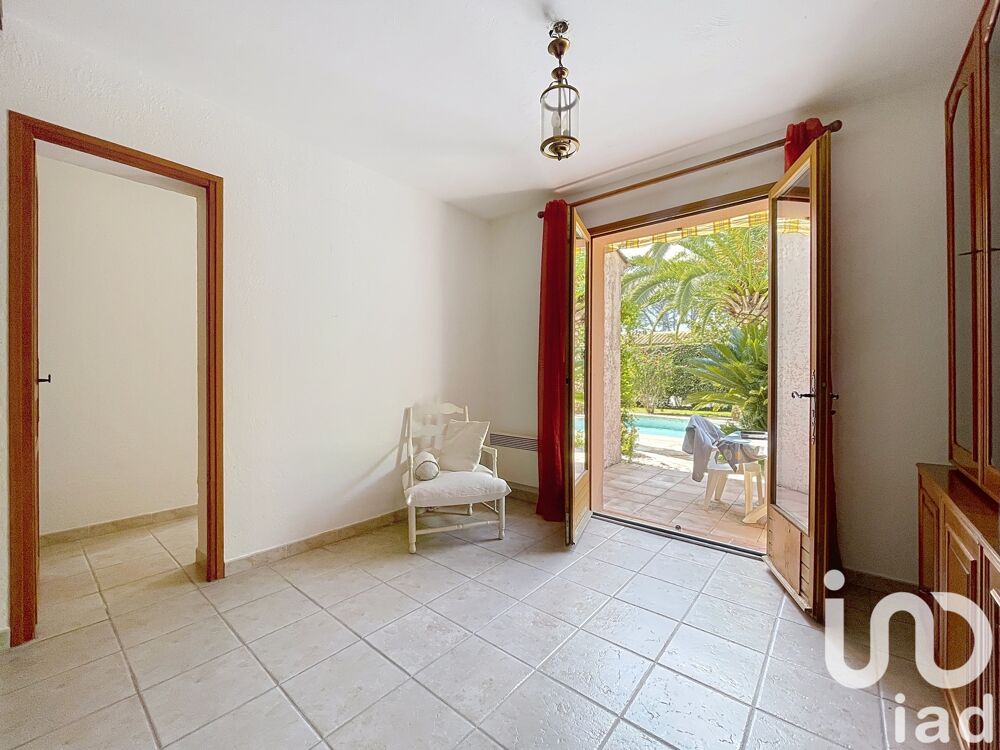 � vendre  Maison Saint-Rapha�l (83700)