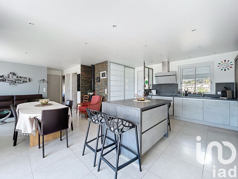  vendre  Maison Bagnols-en-Fort (83600)