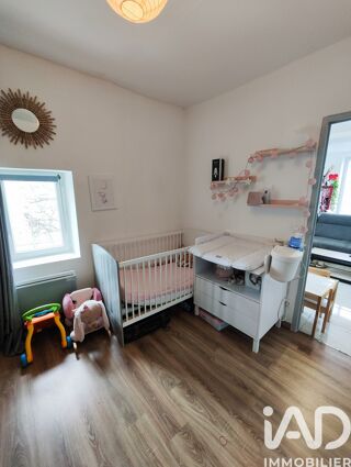  Immeuble � vendre 121 m�