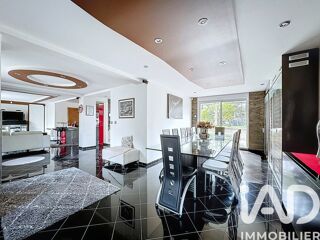  Maison � vendre 6 pi�ces 205 m�