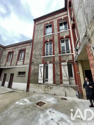  Immeuble � vendre 636 m�