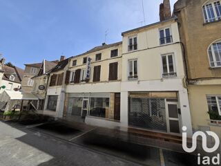  Immeuble � vendre 331 m�