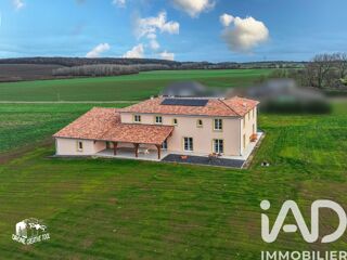  Villa  vendre 8 pices 274 m