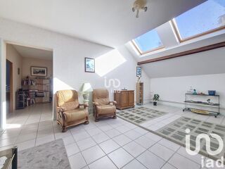  Maison  vendre 9 pices 243 m