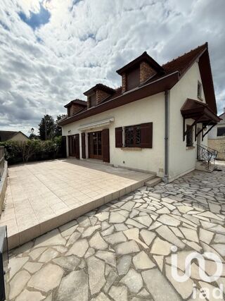  Maison  vendre 5 pices 143 m