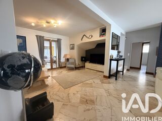  Villa � vendre 8 pi�ces 360 m�