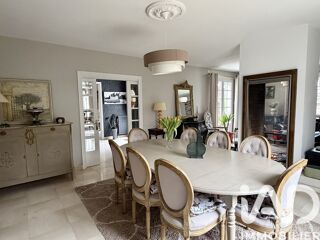  Maison � vendre 10 pi�ces 240 m�