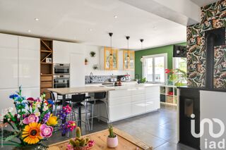  Maison � vendre 8 pi�ces 233 m�