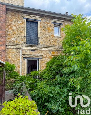  Maison  vendre 9 pices 430 m