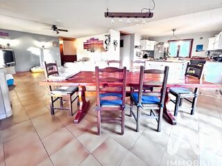  Maison � vendre 9 pi�ces 204 m�