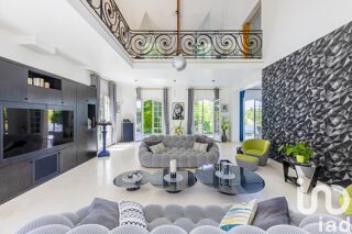  Maison � vendre 8 pi�ces 264 m�