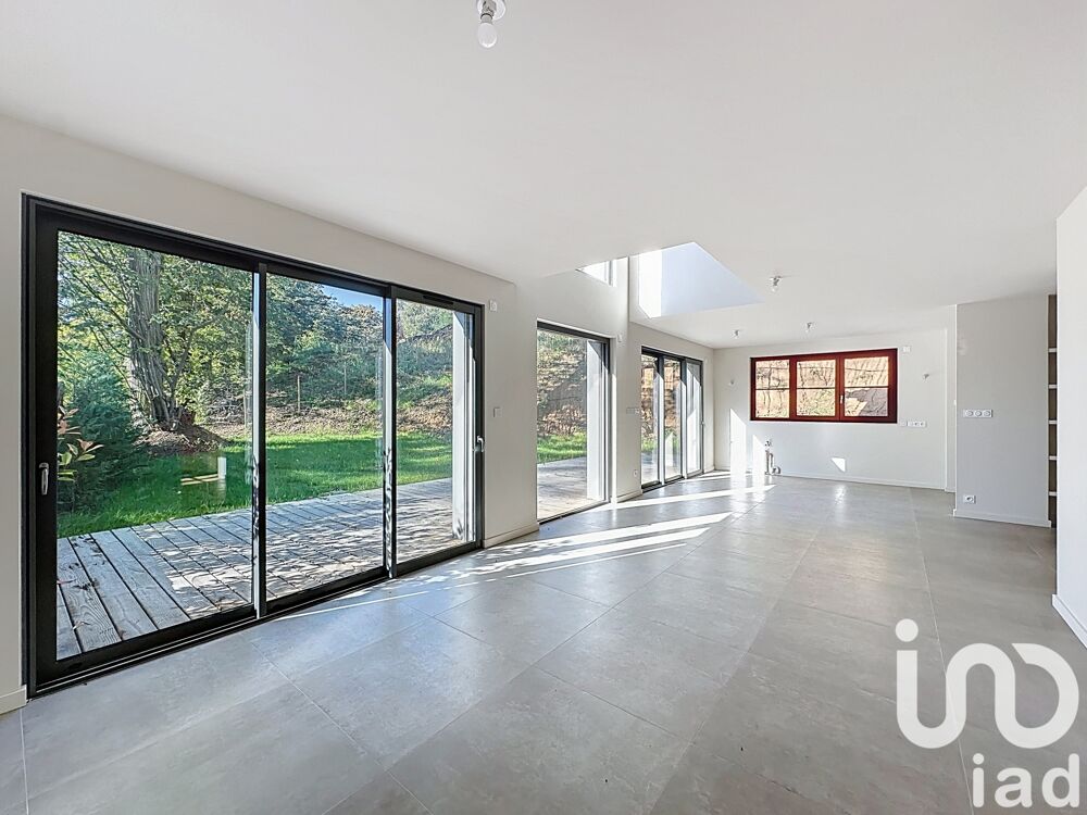 � vendre  Maison Charbonni�res-les-Bains (69260)