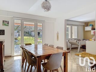  Maison  vendre 8 pices 180 m