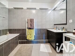  Appartement  vendre 4 pices 98 m