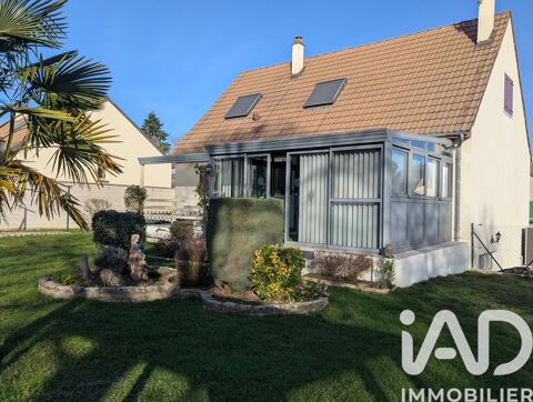   Vente Pavillon 7 pi�ces Maison - 7 pi�ce(s) - 136 m�