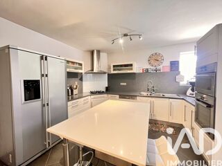  Maison � vendre 5 pi�ces 205 m�