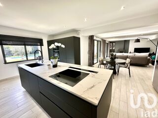  Maison � vendre 8 pi�ces 283 m�