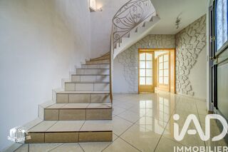  Maison � vendre 9 pi�ces 267 m�