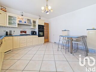  Maison � vendre 7 pi�ces 180 m�