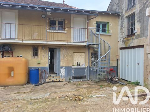   Vente Maison de village 7 pi�ces Maison - 7 pi�ce(s) - 255 m�