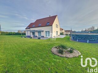  Maison  vendre 8 pices 240 m