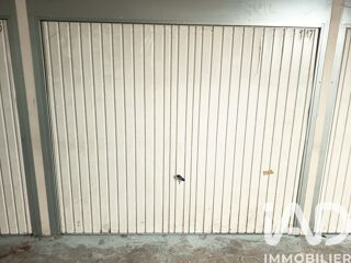  Parking / Garage � vendre 12 m�